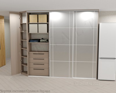 Шкаф-купе со скошенной распашной секцией